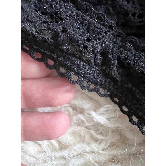 Aerie Black Lace Bralette M Adjustable Straps Lined Wireless NWT $34.95 - Picture 4 of 8